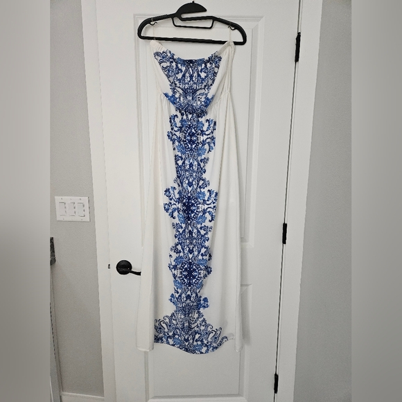Blue and white strapless maxi - Picture 1 of 2